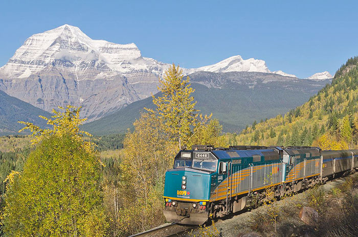 Montanhas Rochosas com Trem The Canadian: Banff, Lake Louise, Jasper e Vancouver